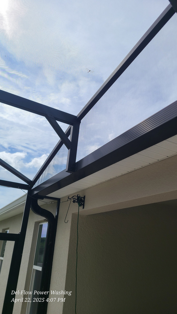 Lanai Cleaning Service