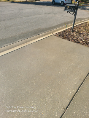 Driveway And Sidewalk Cleaning Service in DeLand FL