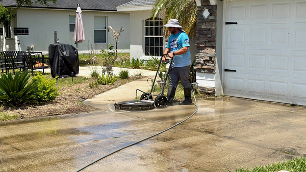 Driveway Walkway And Sidewalk Surface Cleaning Services Project in Deltona FL 32725