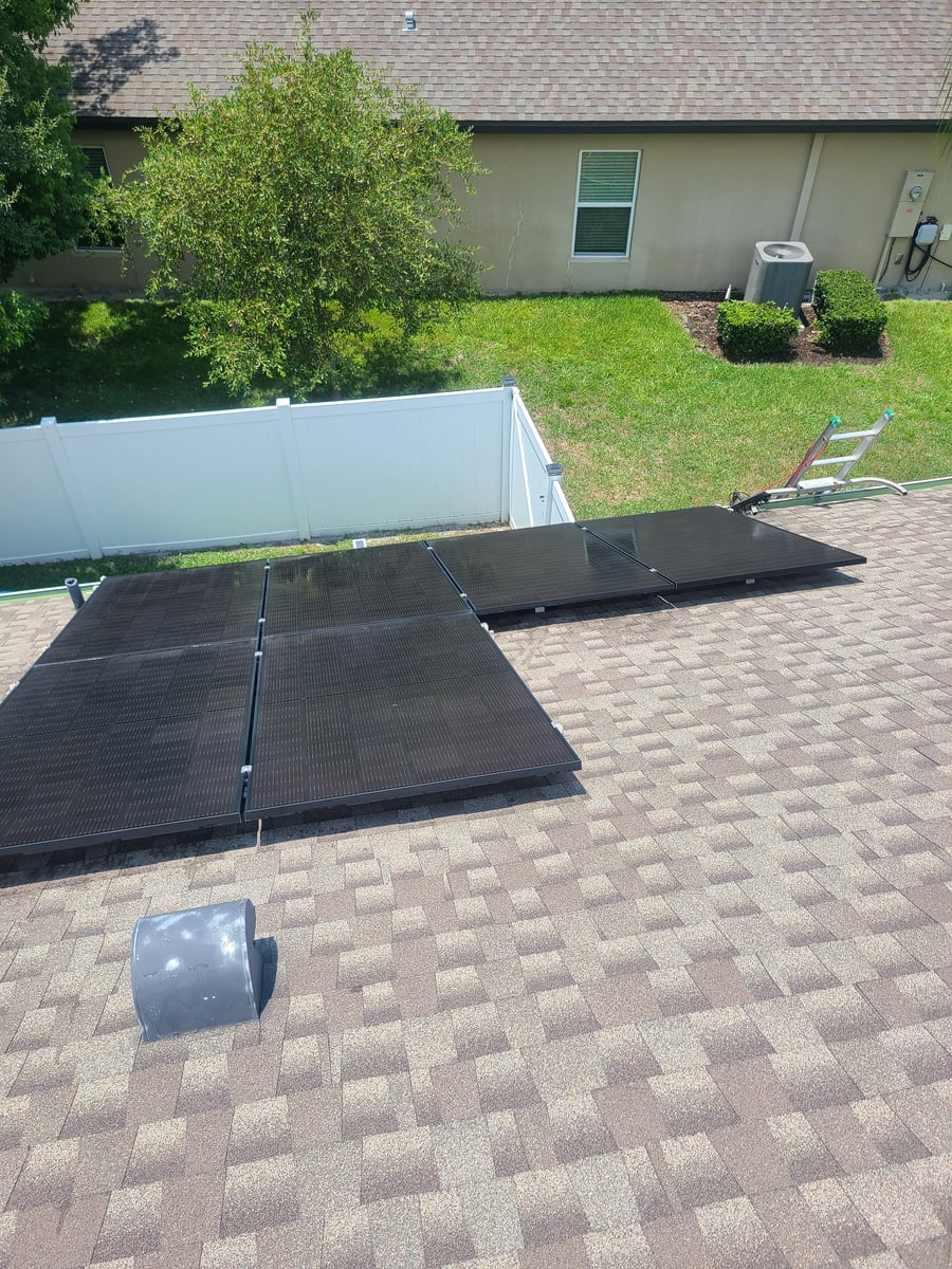 Professional purified water solar panel cleaning for efficiency Deltona FL 32725