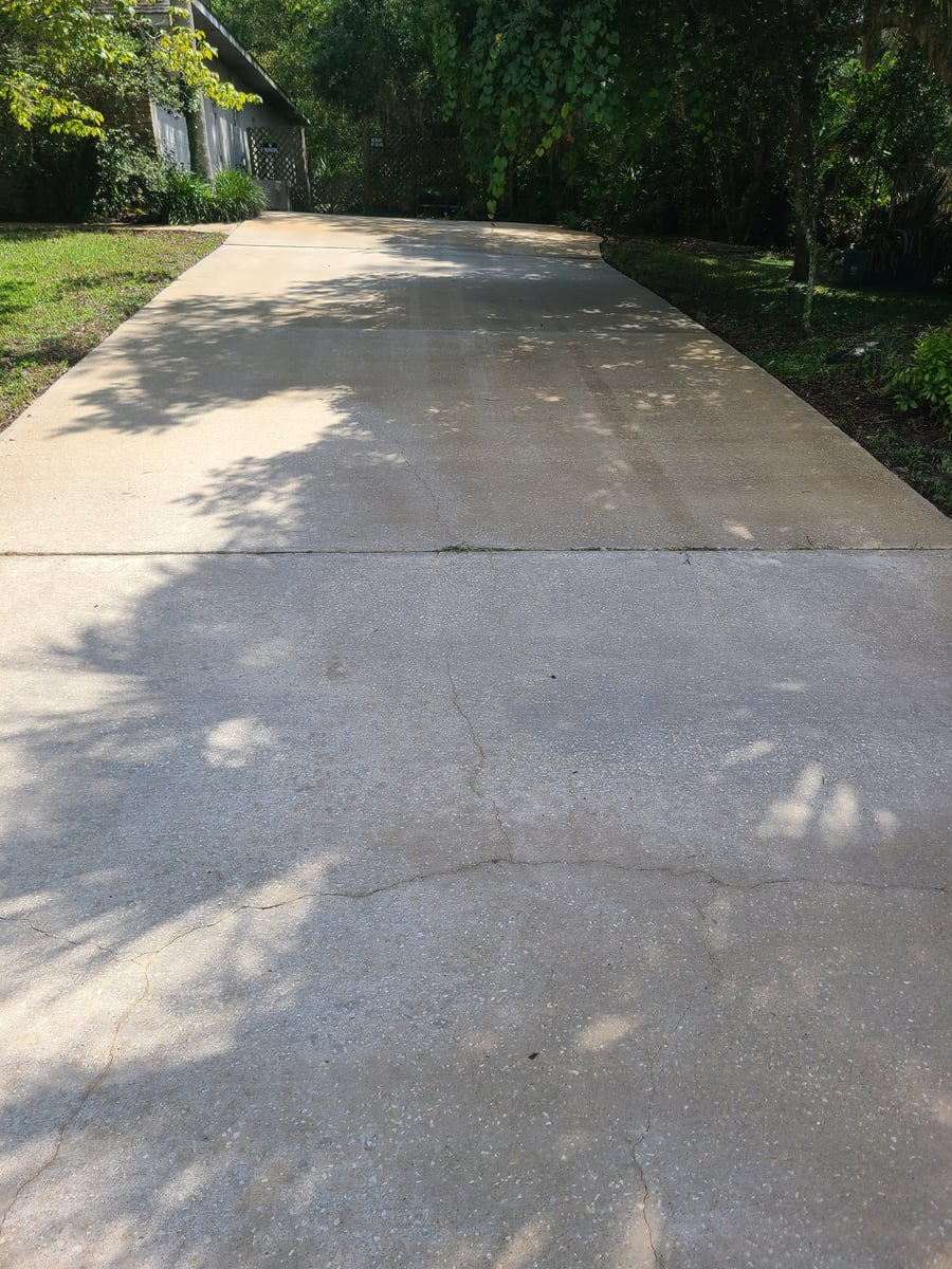 Driveway and walkway pressure washing and surface cleaning
