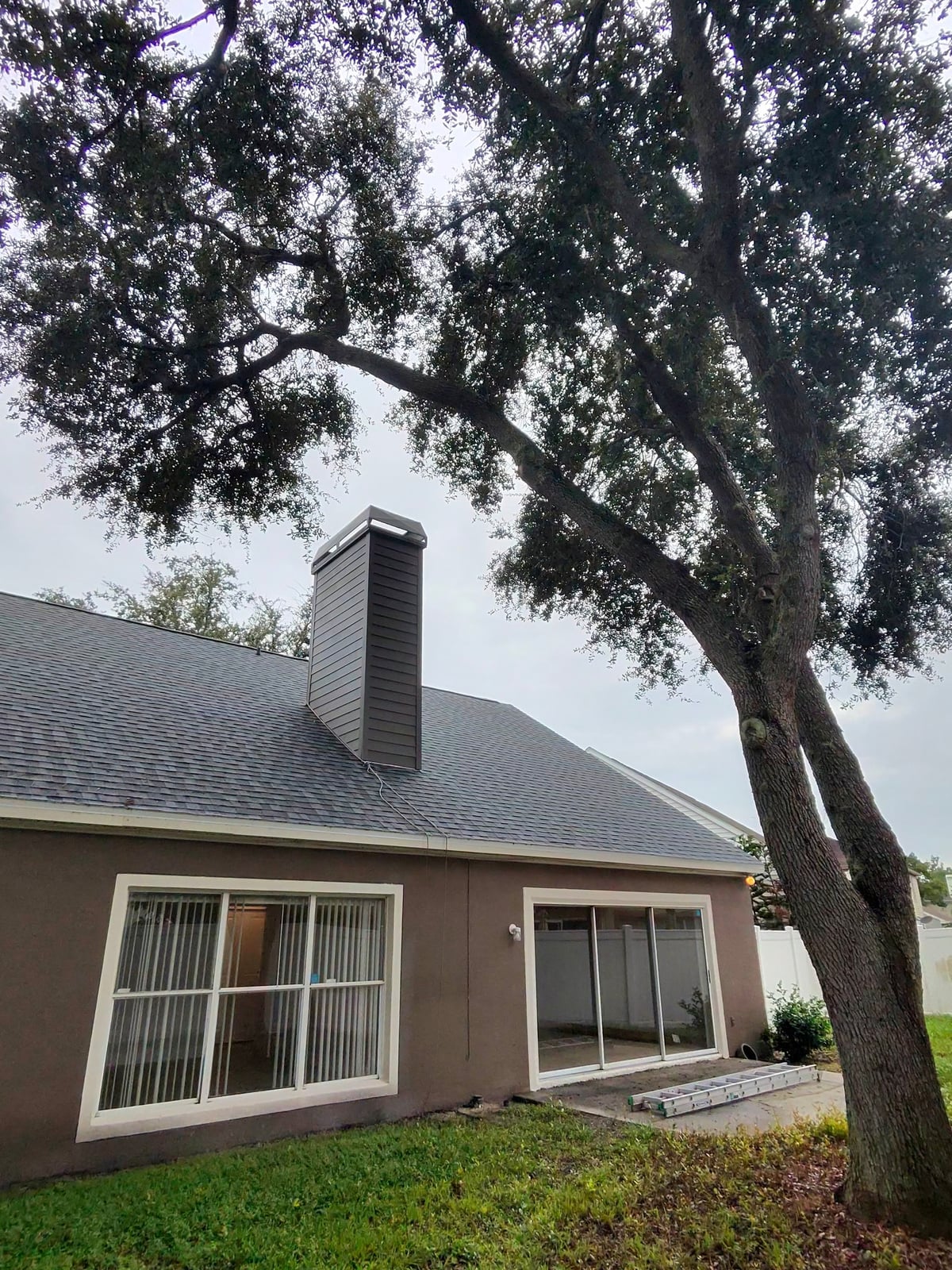 Soft washing exterior siding soffits trim and chimney